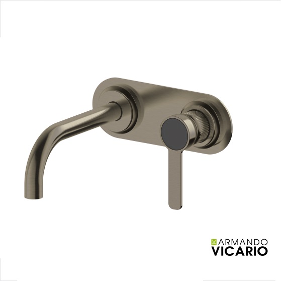 516045-410 Black Brushed 